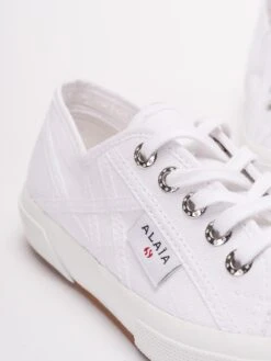 ALAIA Sneaker 'Superga' 12 ALAIA Sneaker 'Superga' -Negozio Di Abbigliamento Femminile 051aa683 8f24 44b2 92df 472502a2da2c