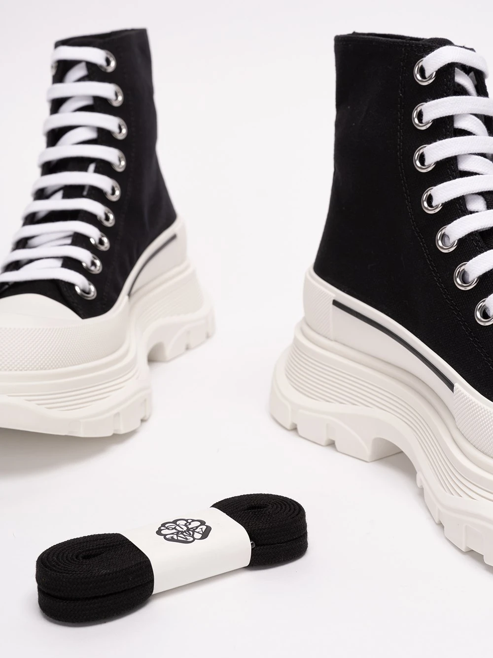 Alexander McQueen Stivaletti "Tread Slick" 6 Alexander McQueen Stivaletti "Tread Slick" - immagine 4