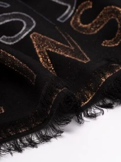 Twin Set Stola Jaquard Logo 5 Twin Set Stola Jaquard Logo -Negozio Di Abbigliamento Femminile 10c20271 8797 4395 8aed b3fed2f53ebd