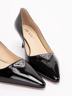 Prada Décolleté In Pelle Verniciata -Negozio Di Abbigliamento Femminile 1571409a e638 4406 8e32 f5d340afe768