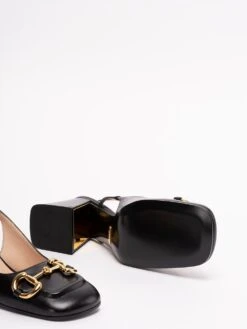 Gucci Sandali Slingback Con Tacco Medio E Morsetto 10 Gucci Sandali Slingback Con Tacco Medio E Morsetto -Negozio Di Abbigliamento Femminile 15a736be 6c56 4516 aad5 a260a684998e