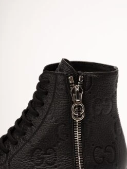 Gucci Stivaletto In Pelle 'GG' 11 Gucci Stivaletto In Pelle 'GG' -Negozio Di Abbigliamento Femminile 1c9d8568 e247 4724 89fe 58d2f928f144