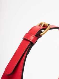 Gucci Mini Borsa 'GG Marmont' Mini Con Forma Half-moon 11 Gucci Mini Borsa 'GG Marmont' Mini Con Forma Half-moon -Negozio Di Abbigliamento Femminile 1d0df8dd d01f 44d4 aeef c8f5827fc0b9