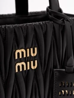 Miu Miu Tote Pelle Nappa -Negozio Di Abbigliamento Femminile 24e4a151 ada8 4468 9949 6ccb2da486af
