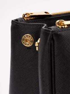 Medium `Prada Galleria` Saffiano Leather Handbag 12 Medium `Prada Galleria` Saffiano Leather Handbag -Negozio Di Abbigliamento Femminile 285c7e67 1c4e 406b b16d 3fb7f0267224