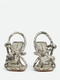 Bottega Veneta Sandali `Jimbo` 8 Bottega Veneta Sandali `Jimbo` -Negozio Di Abbigliamento Femminile 29b7e2ff f611 4e93 9ab6 8067eb890258