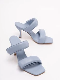 Sandali A Due Cinturini 12 Sandali A Due Cinturini -Negozio Di Abbigliamento Femminile 2cb21747 1178 47fb 8f86 1cea8eb30d72