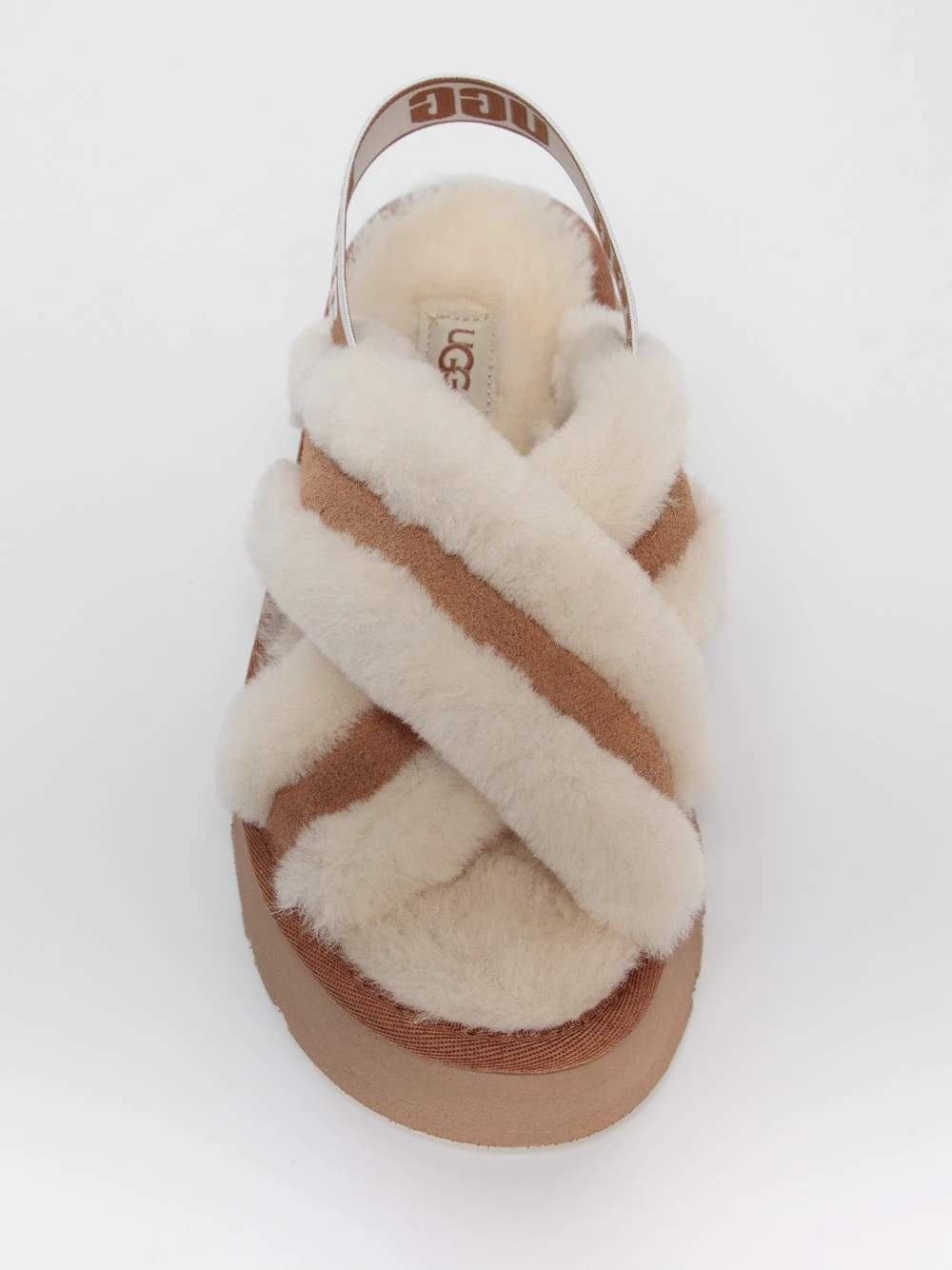 Ugg Slipper 'Disco Cross Slide' 7 Ugg Slipper 'Disco Cross Slide' - immagine 5