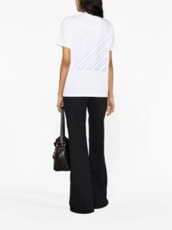 Off-White T-shirt Casual 'Embr Diag Tab' 8 Off-White T-shirt Casual 'Embr Diag Tab' -Negozio Di Abbigliamento Femminile 39b92954 ac0f 489e b5f3 b86c44b9dd68
