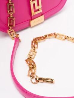 Versace Borsa A Spalla 'Greca Goddess' 10 Versace Borsa A Spalla 'Greca Goddess' -Negozio Di Abbigliamento Femminile 3b5d0555 373e 46c6 801a 3d027410482d