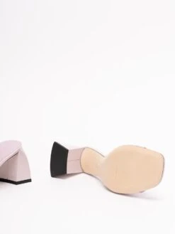 BY FAR Mules Con Tacco `Romy' -Negozio Di Abbigliamento Femminile 4104d7c9 8e17 4e83 83a6 815fcbad6944