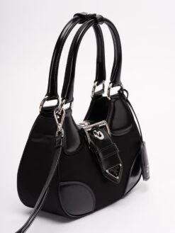 Borsa Re-nylon 'Prada Moon' In Pelle E Re-nylon -Negozio Di Abbigliamento Femminile 460be21d 2196 420b b0a3 fc1055c01cce