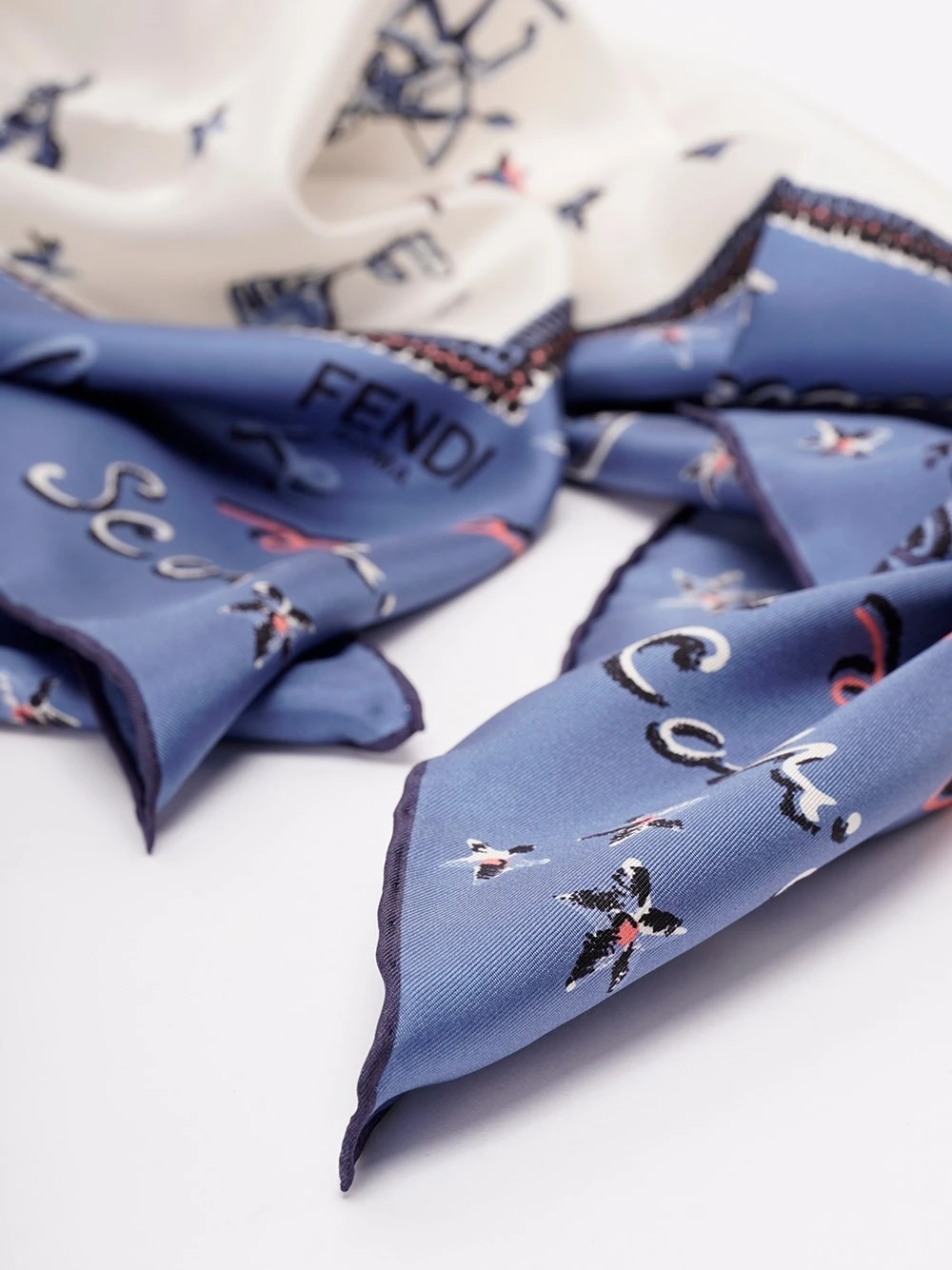 Foulard 'Fendi Bermuday' 3 Foulard 'Fendi Bermuday' - immagine 2