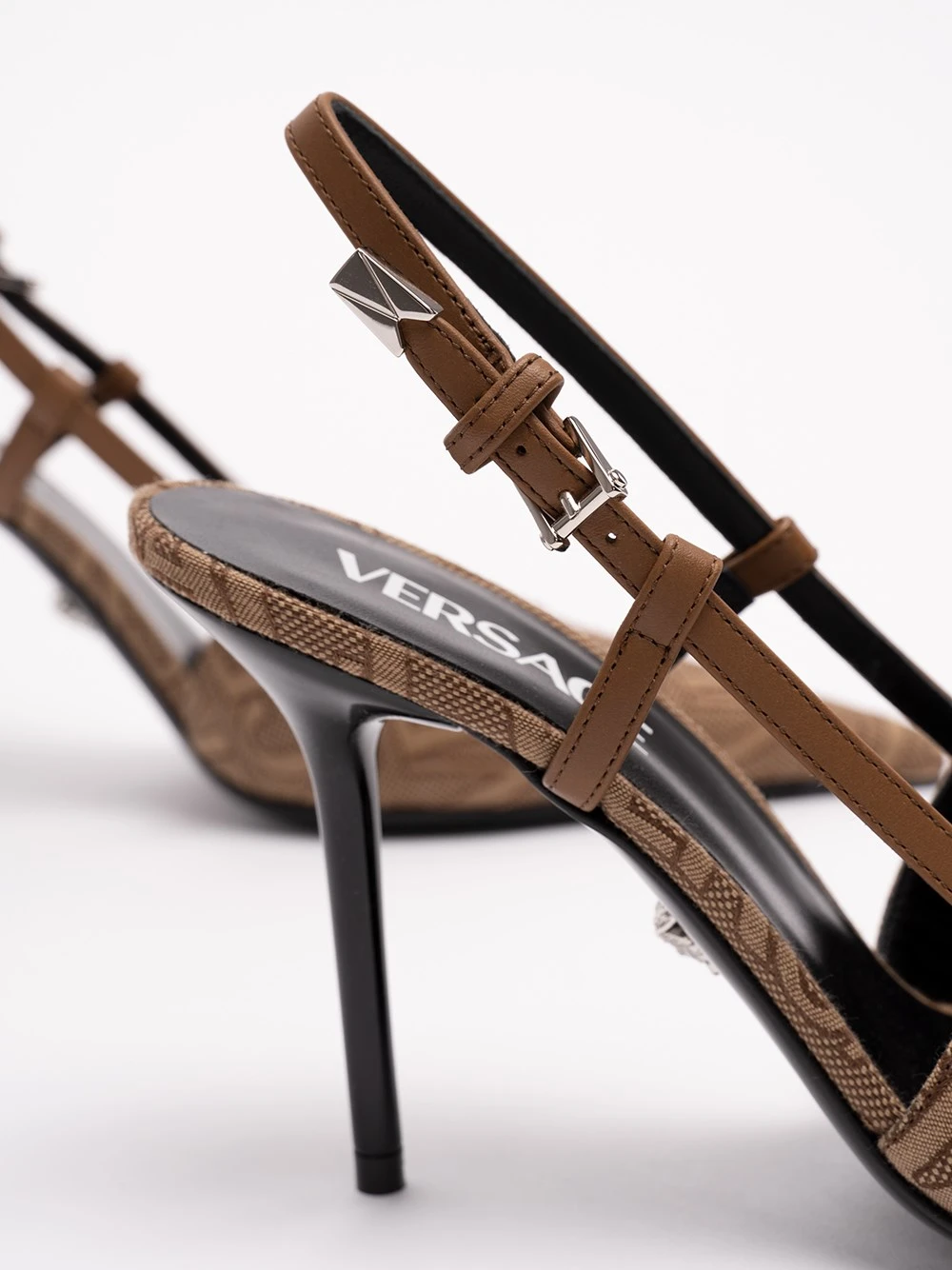 Versace Décolleté In Pelle Con Cinturino 7 Versace Décolleté In Pelle Con Cinturino - immagine 5