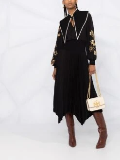 Tory Burch Borsa A Spalla 'Eleanor' Piccola Convertibile -Negozio Di Abbigliamento Femminile 6375f18a cf20 4f17 8864 549f195996cd