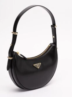 Prada Borsa A Spalla In Pelle -Negozio Di Abbigliamento Femminile 66c00680 a755 4b2f 8321 975e308f24c3