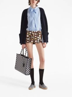 Prada Jacquard Crepe-de-Chine Shirt 9 Prada Jacquard Crepe-de-Chine Shirt -Negozio Di Abbigliamento Femminile 6f4c6cd6 73b8 4034 a4e0 f10b948eb94c