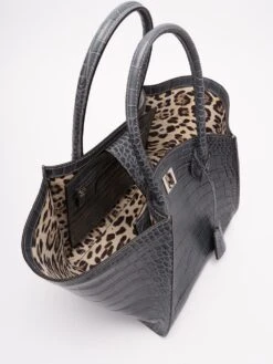 ERMANNO SCERVINO Borsa Shopping Media In Pelle 11 ERMANNO SCERVINO Borsa Shopping Media In Pelle -Negozio Di Abbigliamento Femminile 716be847 7639 41e6 b70a 9fced4d9163e