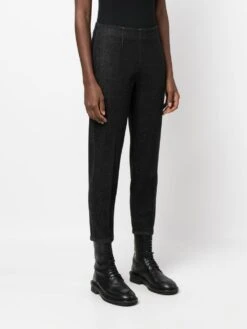 Pantaloni Denim Cropped 10 Pantaloni Denim Cropped -Negozio Di Abbigliamento Femminile 739d2c92 d020 47b2 91af 6f8967fd422f