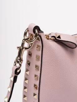 Valentino Garavani Borsa Hobo Piccola In Pelle Con Zip 'Rockstud' -Negozio Di Abbigliamento Femminile 73bd58b7 7d62 410c 8b06 8041d5ea4aaf