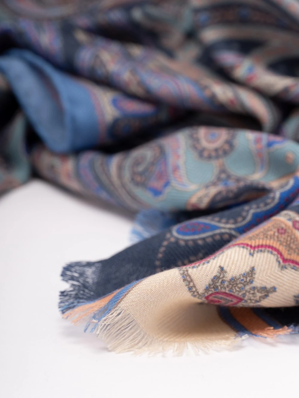 Etro Sciarpa 'Delhy Jacqudite' 4 Etro Sciarpa 'Delhy Jacqudite' - immagine 2