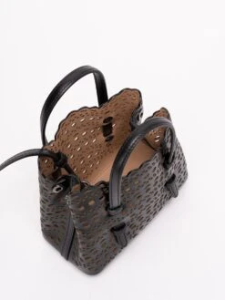 ALAIA Borsa A Mano 'Mina 16' 13 ALAIA Borsa A Mano 'Mina 16' -Negozio Di Abbigliamento Femminile 78cb03e0 d952 4da5 b527 57e0e2e6047c
