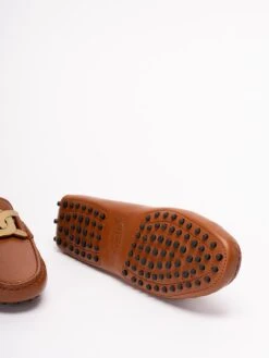 Tod's Mocassino 'Gommini' In Pelle Con Anello Metallico 10 Tod's Mocassino 'Gommini' In Pelle Con Anello Metallico -Negozio Di Abbigliamento Femminile 7bb1a6c1 ef3b 4e41 a07b c81724225d67