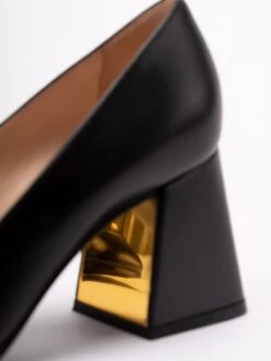 Gucci Décolleté Mid-heels Con Morsetto -Negozio Di Abbigliamento Femminile 7c02cd58 b956 4f7c b2e9 8936a3c04134