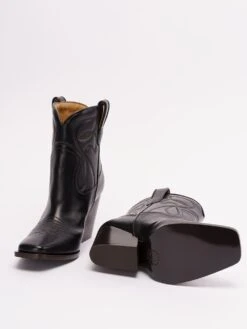 STELLA MCCARTNEY Stivali 'Cowboy Cloudy' -Negozio Di Abbigliamento Femminile 7c06b423 9f3f 4620 b177 0de5bbcdff2d