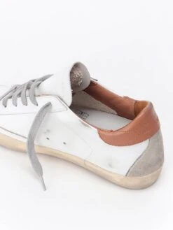 Golden Goose SUPERSTAR SNEAKER -Negozio Di Abbigliamento Femminile 8a3b1e10 e1ae 414c b66e 441831650f98