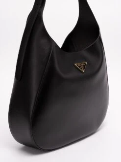 Prada Borsa A Spalla Grande In Pelle Con Impunture -Negozio Di Abbigliamento Femminile 95b8eef2 3628 4f65 9d4c 614220b8d6fb