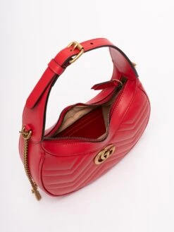Gucci Mini Borsa 'GG Marmont' Mini Con Forma Half-moon 13 Gucci Mini Borsa 'GG Marmont' Mini Con Forma Half-moon -Negozio Di Abbigliamento Femminile 9a7f5b3f 52e8 4858 8b0e 0c98f38946e1