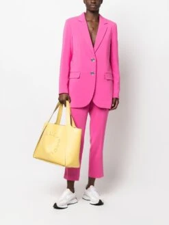 Negozio Di Abbigliamento Femminile -Negozio Di Abbigliamento Femminile 9b7b95f6 7036 4e45 8ebd 5914c14625ed