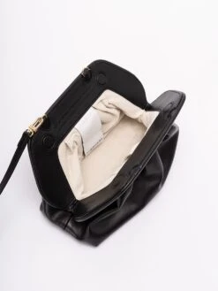 THEMOIRè Pochette 'Tia Vegan Nappa' 13 THEMOIRè Pochette 'Tia Vegan Nappa' -Negozio Di Abbigliamento Femminile ab07e41c d8c4 4427 9fed 3ce95a35663e
