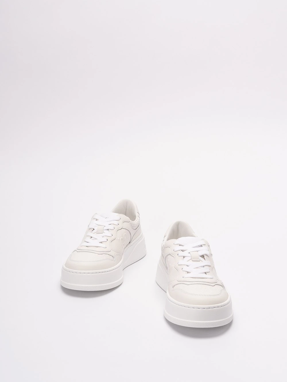 Gucci Sneaker In Rilievo 'GG' 4 Gucci Sneaker In Rilievo 'GG' - immagine 2