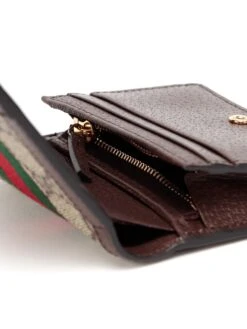 Gucci Portafoglio Con Scomparti Per Carte Di Credito "Ophidia GG" 11 Gucci Portafoglio Con Scomparti Per Carte Di Credito "Ophidia GG" -Negozio Di Abbigliamento Femminile b54422b5 0170 48b3 8888 d5d5be7ee2c9