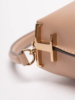 Tod's Borsa A Spalla 'TST' -Negozio Di Abbigliamento Femminile b91211c4 c8e5 4ded b649 abcefde8bf2f