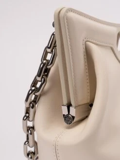 Alexander McQueen Borsa A Spalla 'The Small Peak' 10 Alexander McQueen Borsa A Spalla 'The Small Peak' -Negozio Di Abbigliamento Femminile be0d4714 1860 46f8 ad94 60adcba70ef1