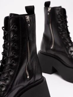 Vic Matié Stivali "Mayon" -Negozio Di Abbigliamento Femminile be43f31c 42ee 42ca b2b5 28d19395f9ae