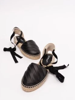 Off-White Espadrillas 'Diag Leather Tie' -Negozio Di Abbigliamento Femminile c2087c54 e580 4cb4 b153 e397cc6b5e9a