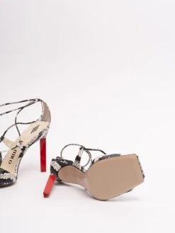 Décolleté Stringate 'Adele' -Negozio Di Abbigliamento Femminile c6fac927 1fb4 4d1d b02b 7d14a01f3d84