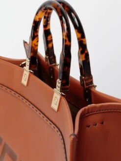 Shopping 'Fendi Sunshine' Grande 10 Shopping 'Fendi Sunshine' Grande -Negozio Di Abbigliamento Femminile d4b68cae 3132 4182 97f7 3be397e29fd7