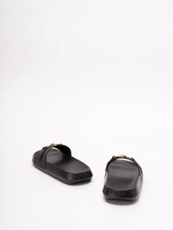 Versace Diapositive 9 Versace Diapositive -Negozio Di Abbigliamento Femminile d6376891 2cd5 45aa 9c43 1cb1b29fb23c