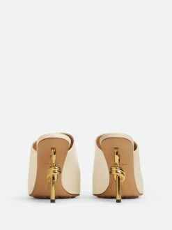 Bottega Veneta Mule 'Knot' -Negozio Di Abbigliamento Femminile d8145fb7 d38d 416a 824c faa3645bb08f