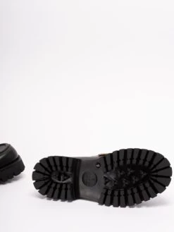 Gucci Mocassino In Pelle A Carrarmato 'Horsebit' -Negozio Di Abbigliamento Femminile db6fb80d 3af6 4df0 8d25 1df4c8d338b1