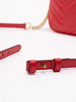 Gucci Borsa A Spalla Piccola "GG Marmont" 10 Gucci Borsa A Spalla Piccola "GG Marmont" -Negozio Di Abbigliamento Femminile e1cf86fa 49d0 473f a24a 89f945197e11