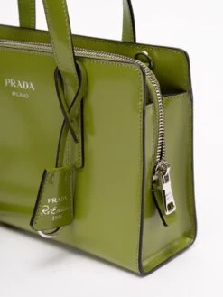 Borsa A Mano Re-Edition 1995 Mini Prada 10 Borsa A Mano Re-Edition 1995 Mini Prada -Negozio Di Abbigliamento Femminile e83bc427 47fb 4652 ab75 fccc4c5714f6