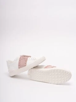 Valentino Garavani Sneaker In Pelle 'Rockstud Untitled' 10 Valentino Garavani Sneaker In Pelle 'Rockstud Untitled' -Negozio Di Abbigliamento Femminile ec8ecca2 b9ae 4e49 9a03 9e05a5825dbc