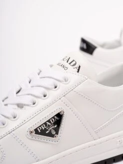 Prada Sneaker 'Downtown' In Pelle Perforata -Negozio Di Abbigliamento Femminile edded8a2 a849 42d5 b165 7b0d995f2e05