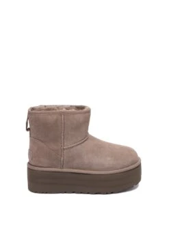 Ugg Stivali 'Classic Mini Platform'
